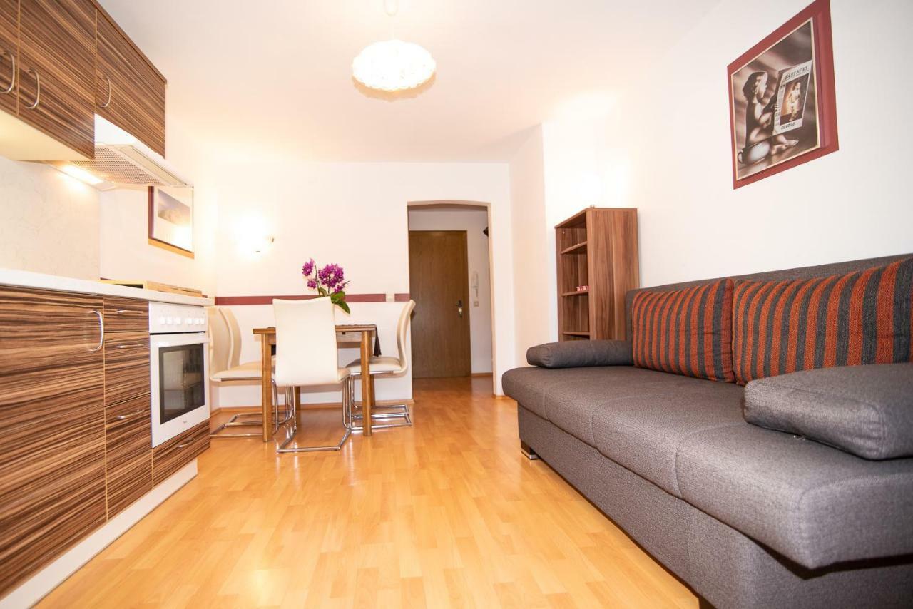 Appartement Haus Moser 상트미카엘임룽가우 외부 사진